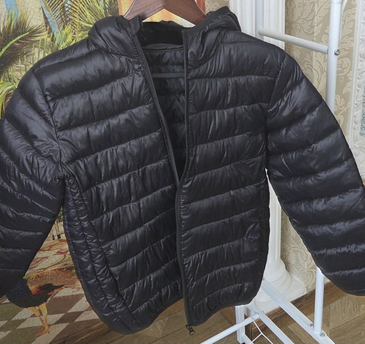 Продам абсолютно новую куртку