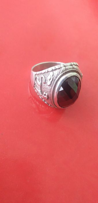 Uzuk kumush sotiladi 550mg