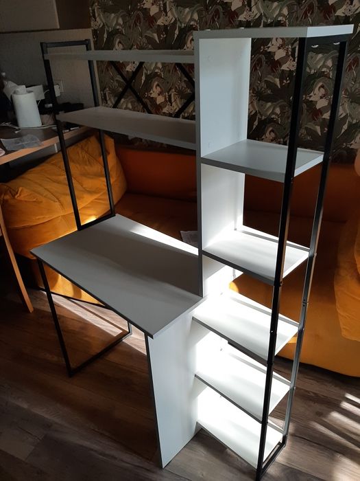 Сборка и разбор мебели.