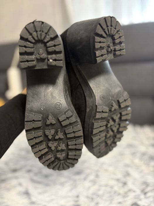 Botine elegante cu toc mic