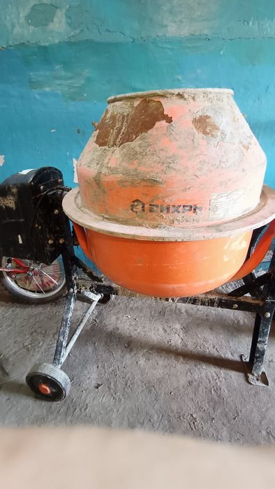 Продам бетонамешалку