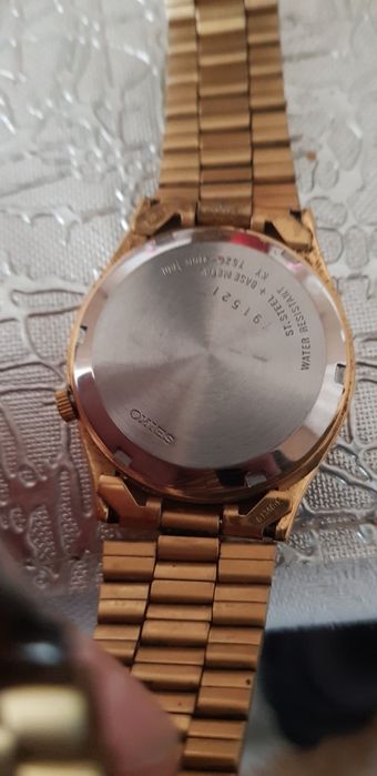 Seiko 5 automatic gold