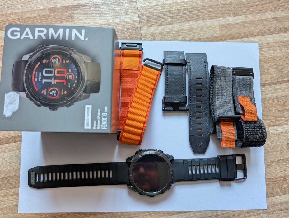 VAND Garmin fenix 8 AMOLED 51mm Sapphire Titanium