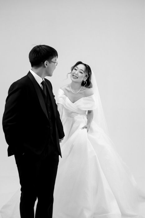 Продается свадебное платье песок