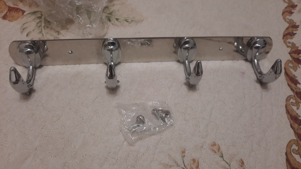 Вешалка,крючки для ванны