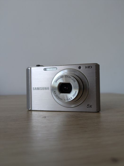 Samsung ST77 - УНИКАЛНИ СНИМКИ Дигитален Фотоапарат в Отлично Състояние