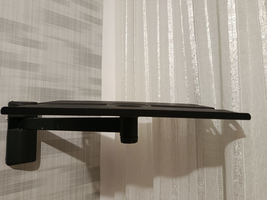 Стойка за телевизор