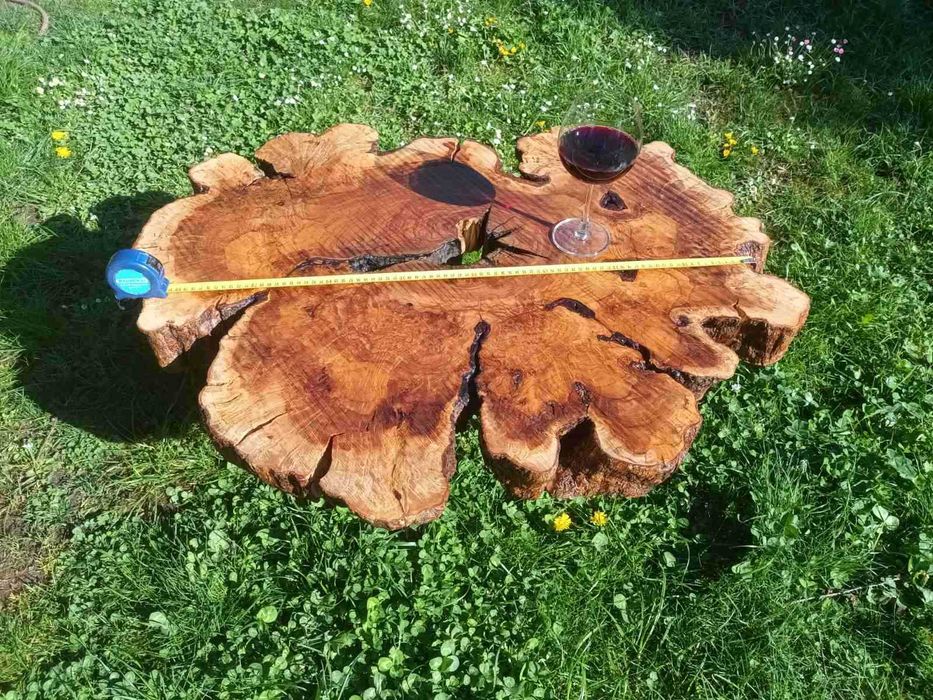 Арт холна маса от масивно дърво