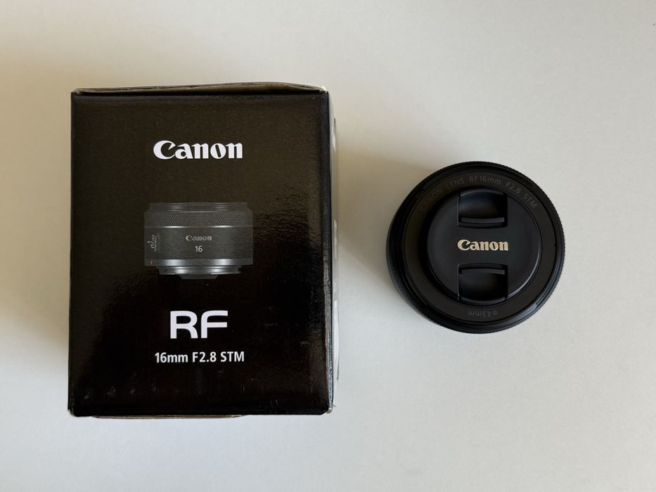 Объектив Canon RF 16mm f/2.8