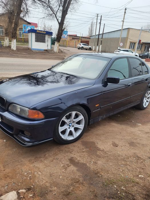 BMW Е39  Срочно Автомат (бмв бумер беха)