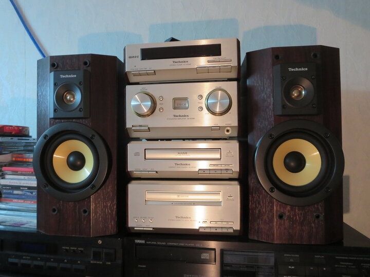 В продаже мини система