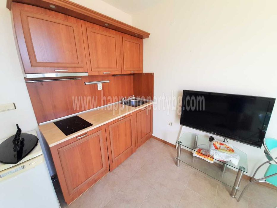 Продава се Двустаен апартамент в к.к. Слънчев бряг - 80 кв.м за 775 €/кв.м - Снимка #3