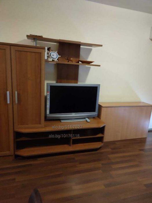 Дава се под наем Двустаен апартамент в Русе, Родина 4 - 90 кв.м за 648.21 € - Снимка #1