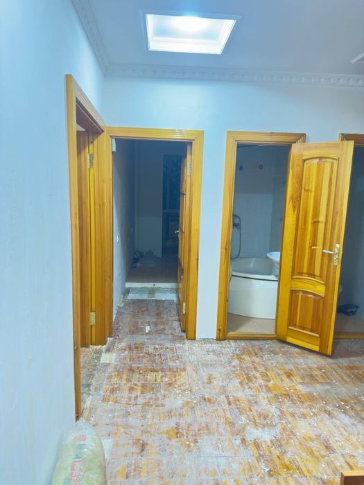 6 та эшик сотилади размерлари стандарт 60/210 размерлари