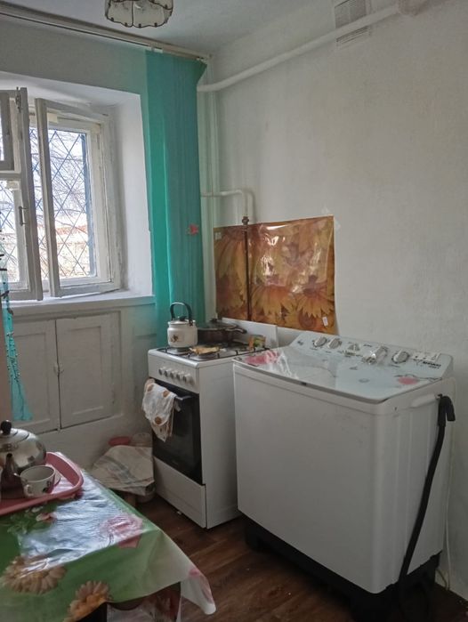 Үй сатылады (1 бөлмелі, барлық жағдайы бар)