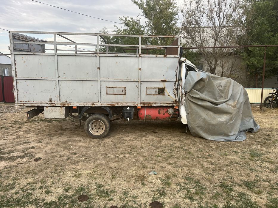 Скотовоз газель продам