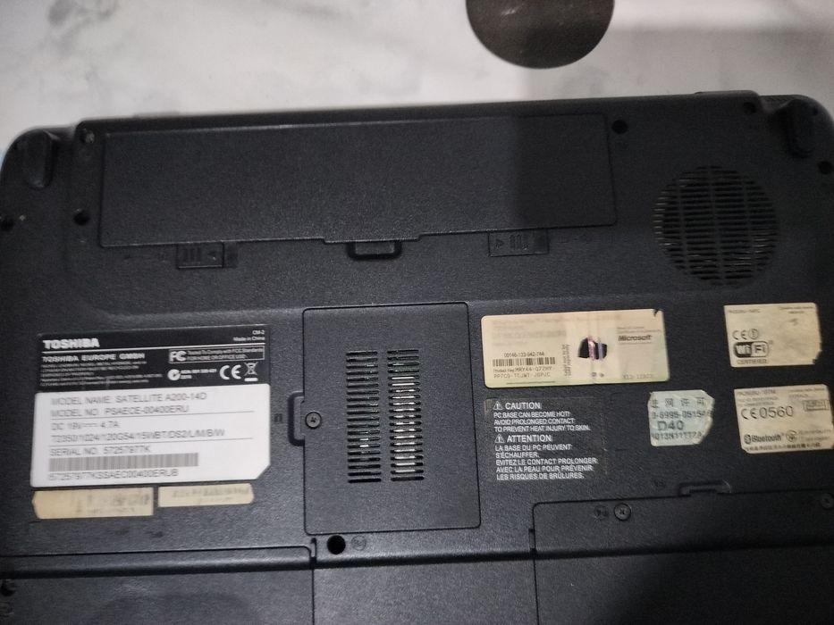 Ноутбук Toshiba черный