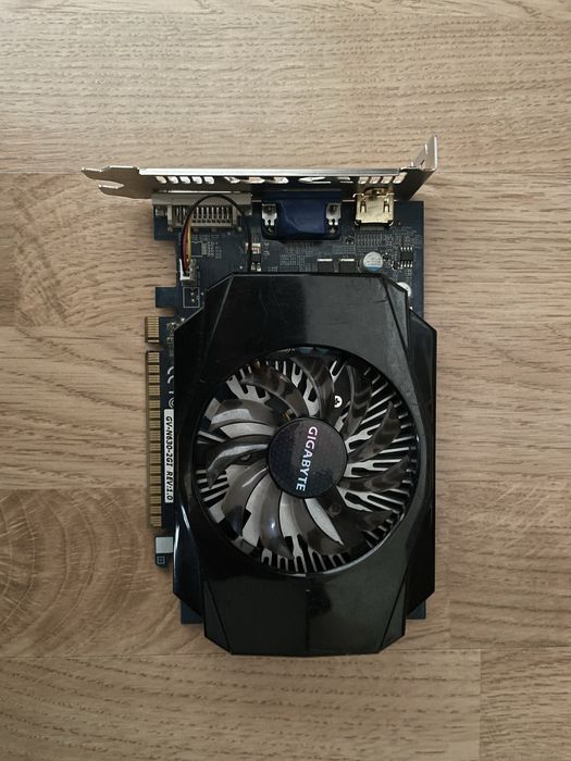 Plăci video GT 320 + GT 630 – pentru piese / netestate