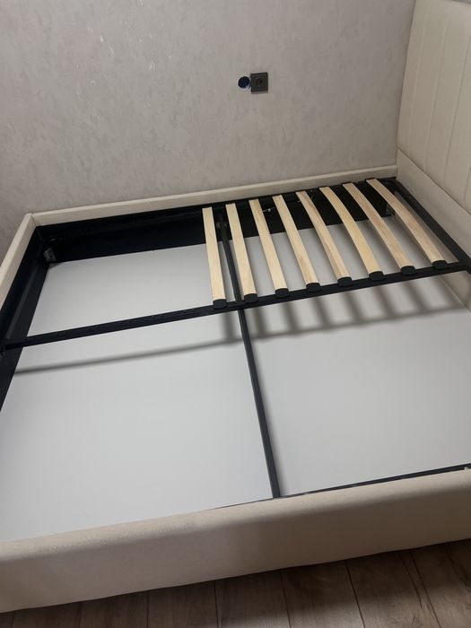 Продам кровать новую