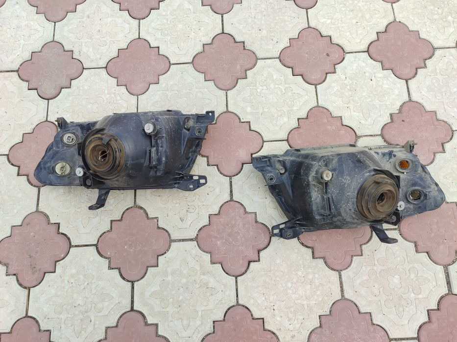 Продам фары Паджеро 3