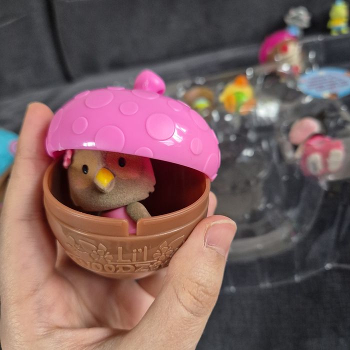 Set Jucarie copii cu figurine si casuta Li'l woodzeez