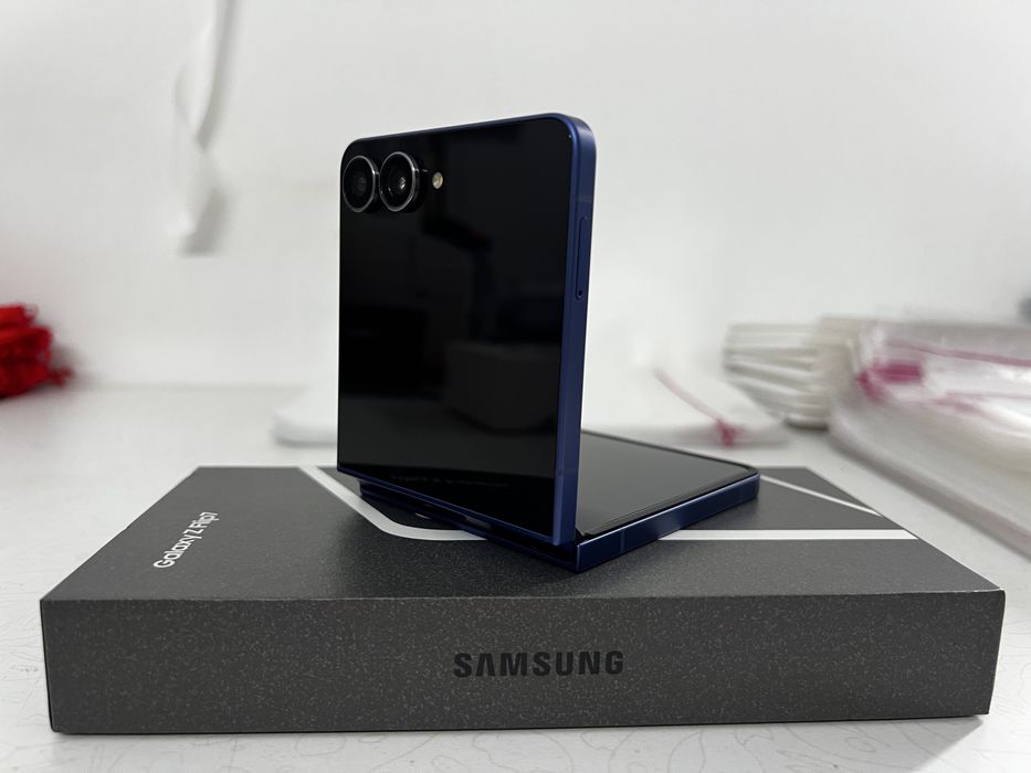 Samsung flip 7 256gb blue + ceas samsung galaxy fit 3