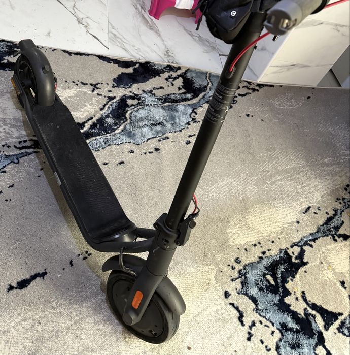 Trotineta navee v50i pro