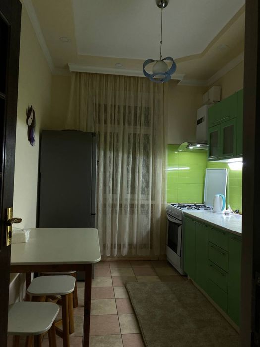 Аренда ! Чиланзар 1 , аллея Гагарина