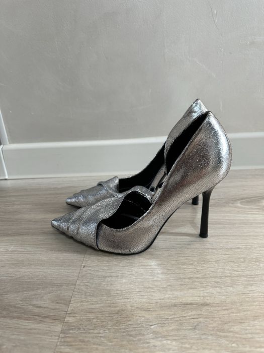 Продам туфли Zara