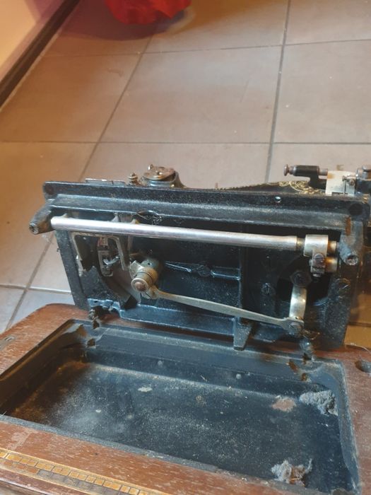 Masina de cusut singer