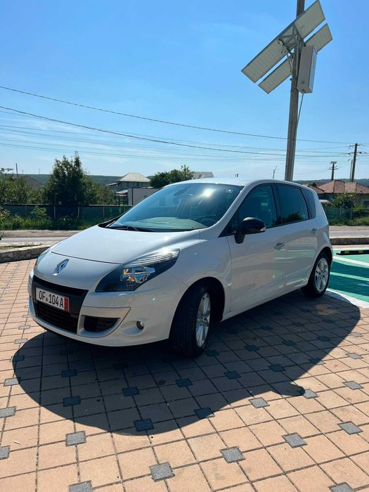 Renault Scénic III Luxe Energy 1.6 dCi 131 CP | Un singur proprietar din 2012 | Istoric complet | 2 carduri | 8 roți