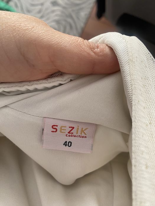 Продам 2 платье 42р