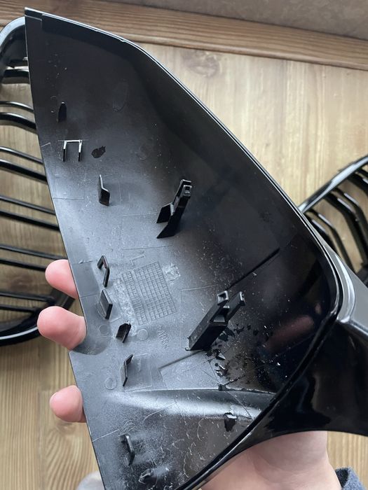 Bmw f30/f31 бъбреци,капаци огледа и ветробрани