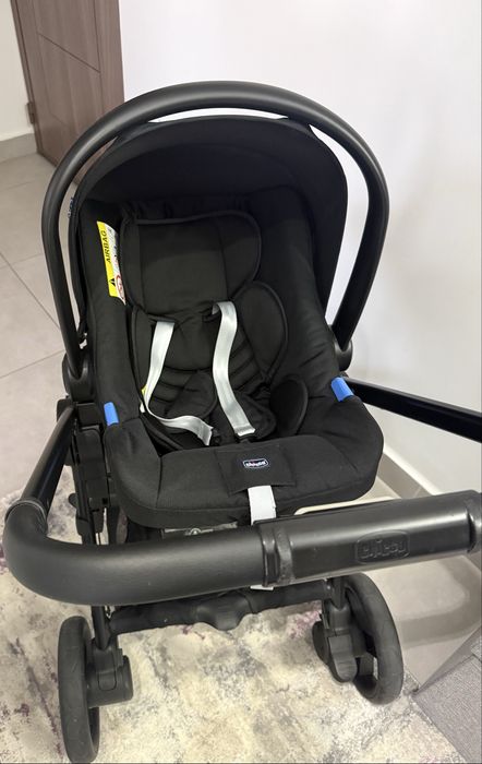 Carucior chicco 3 in 1