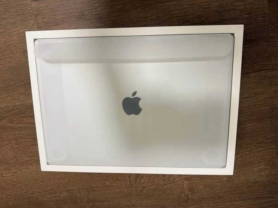 Macbook Pro M5 Max 40 Core 48GB 2TB
