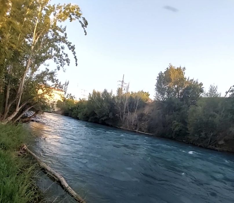 Кибрай центр.  Бугор земельный участок 22  сот.  вдоль реки БОЗСУ.