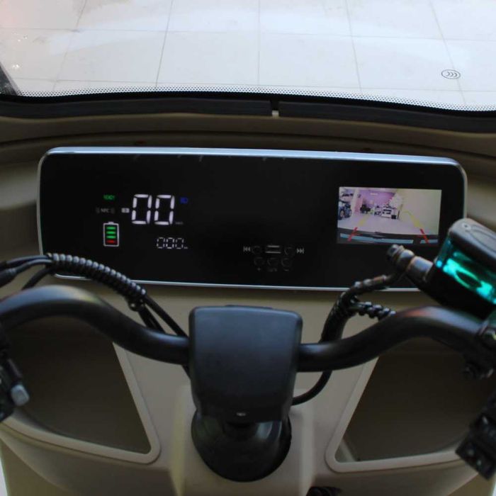 Електрическа триместна триколка Max Motors NEW GOLF RED SOLAR