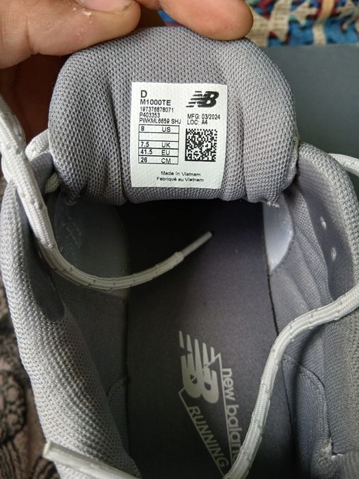 New balance 1000 silver mărimea 41,5 M1000TE