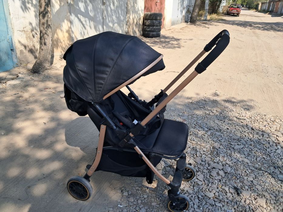 Коляска детская б/у.
