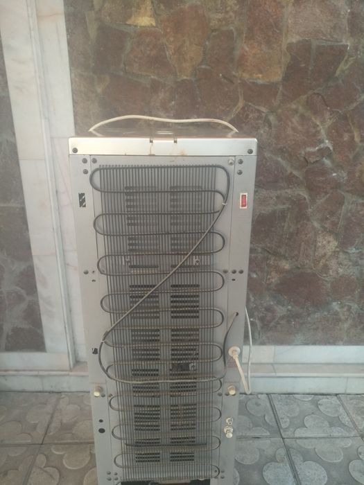 Кулер для воды б/у