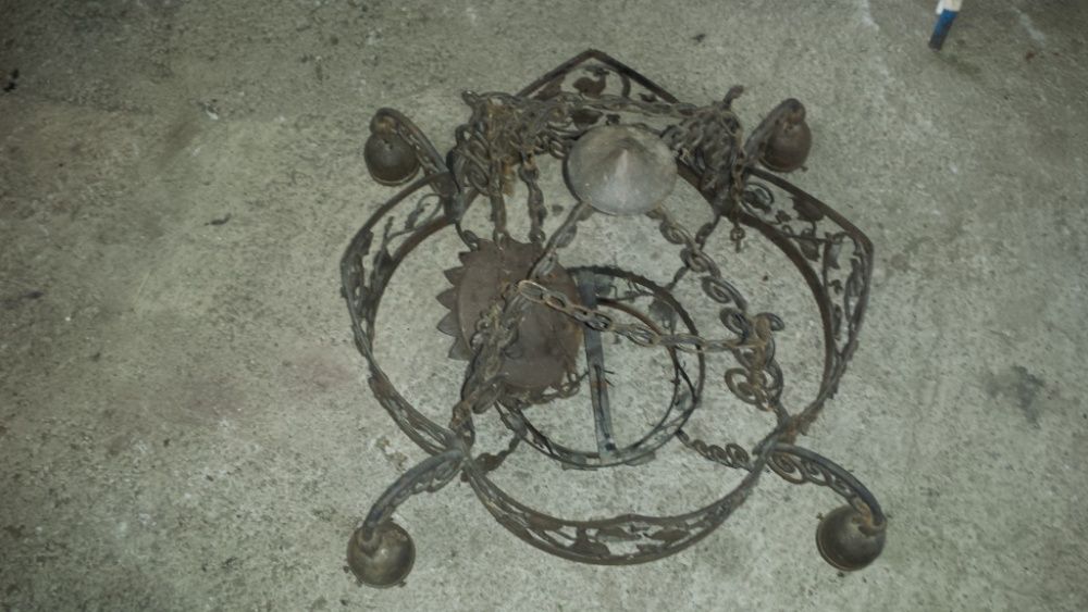 Полилеи от ковано желязо