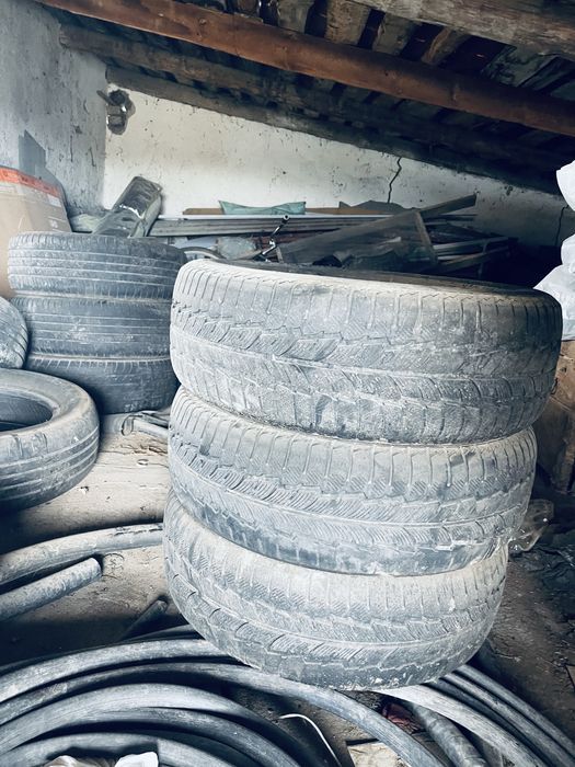 Продаю шины от audi