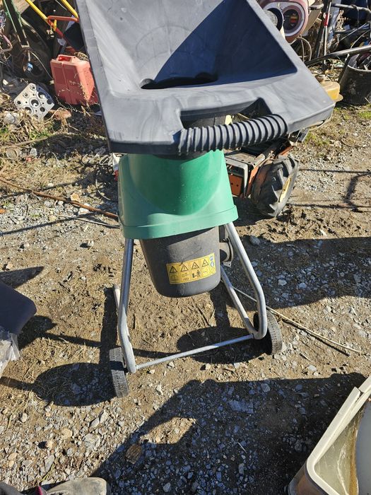 Дробилка на клони