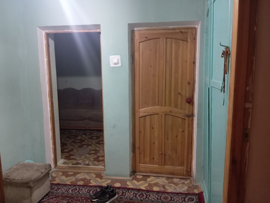 2-etaj 3 xona uy sotiladi