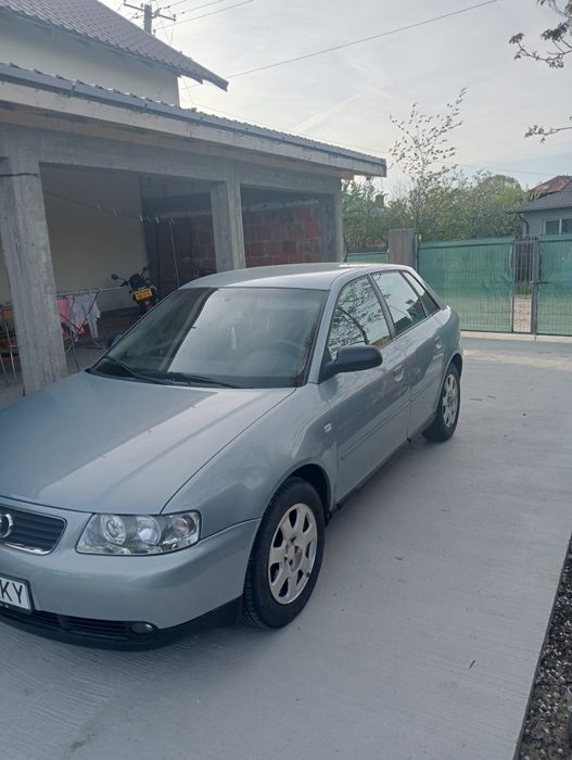 Vând audi a 3 1.6 benzina euro 4