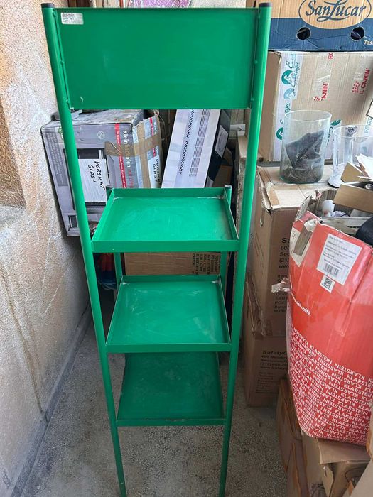 Метален стелаж Ямбол