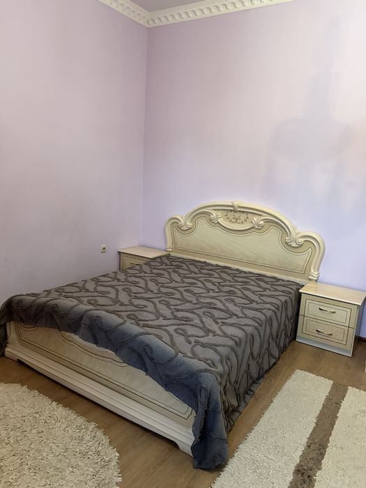 Продается спальний гарнитур.