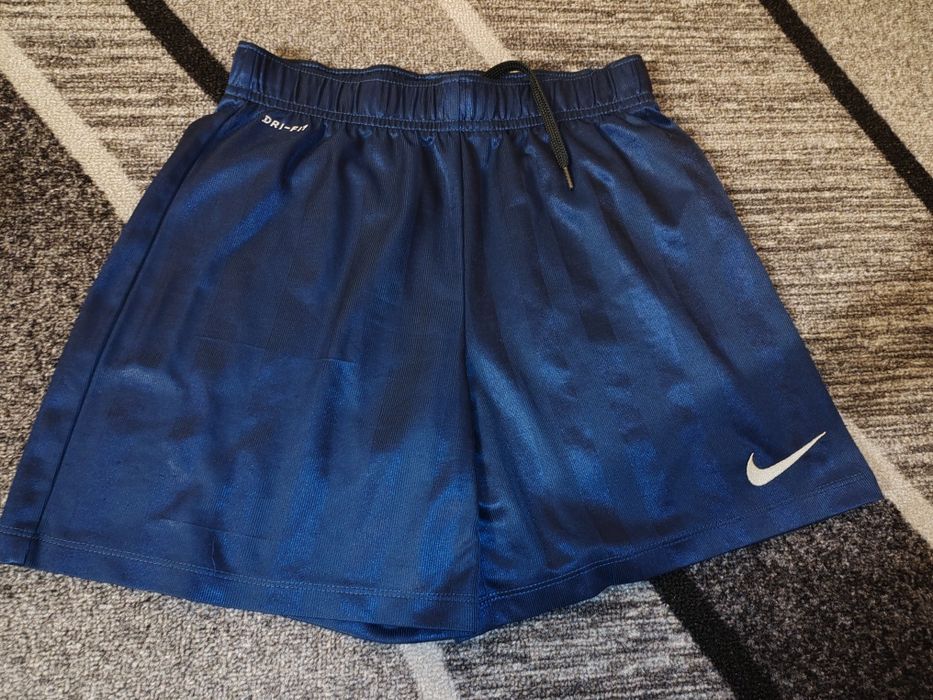 Pantaloni scurți nike