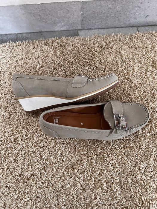 ЧИСТО НОВИ Дамски обувки Аra 39номер