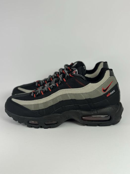 Мъжки маратонки Nike Air Max 95 “Black / University Red”